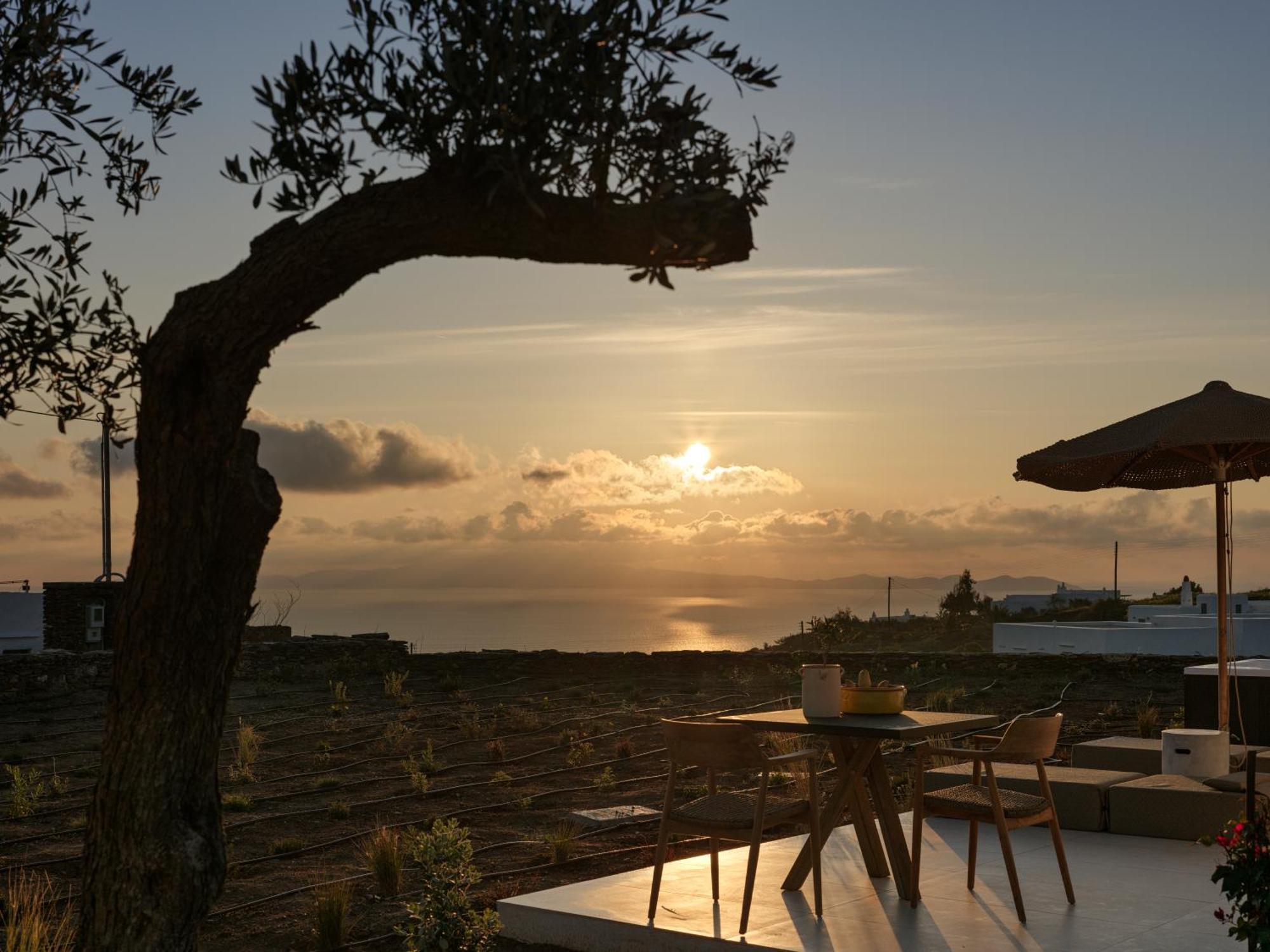 Nival Boutique Hotel Apollonia  Exterior photo